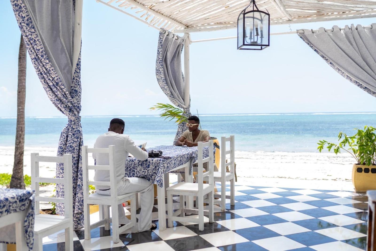 Pili Pili Orient Beach Resort Bwejuu Ngoại thất bức ảnh